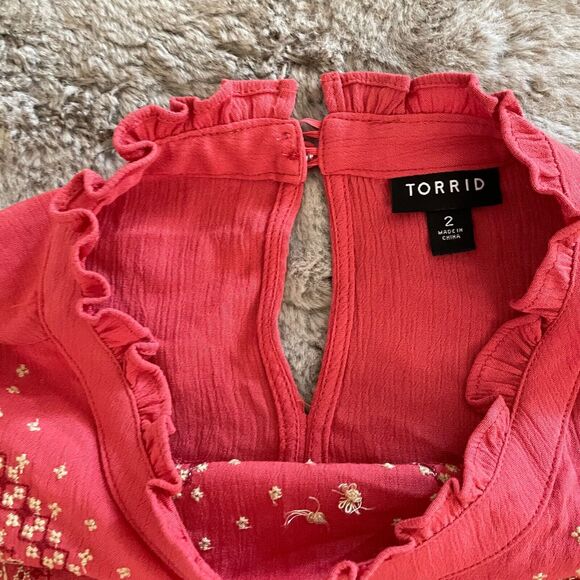 Torrid Women's Coral Boho Embroidered Ruffle‎ Trim Blouse Size 2X Relaxed Career - Picture 10 of 15